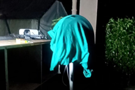 暴风雨中的光芒